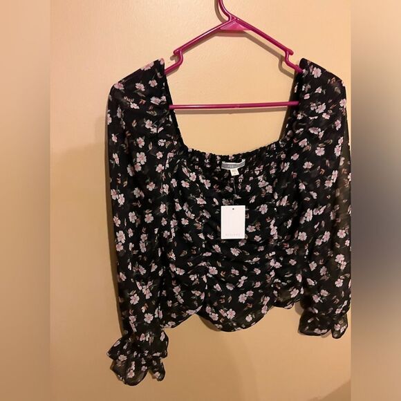 NWT pleione floral black semi sheer top small - Picture 1 of 8